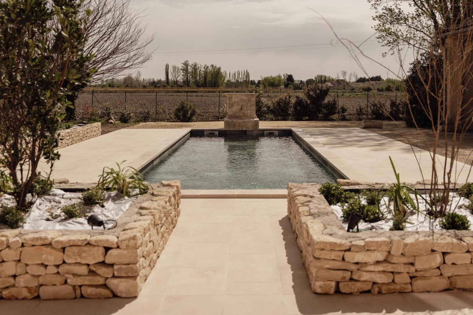La Ferme Du 645 Villa Entraigues-sur-la-Sorgue Luaran gambar